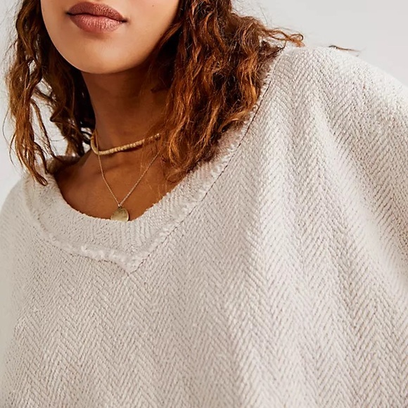 Free People - Picture 4 of 5